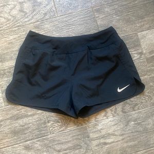 Nike Womens Dry Standard Fit Shorts